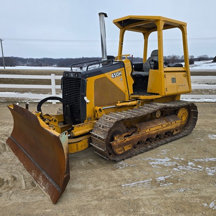2002 DEERE 450H LT