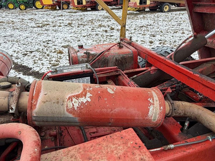 new-holland-1095-image-33