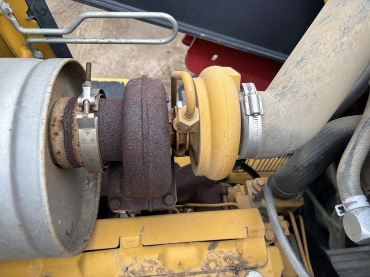 2018-deere-210lep-image-38