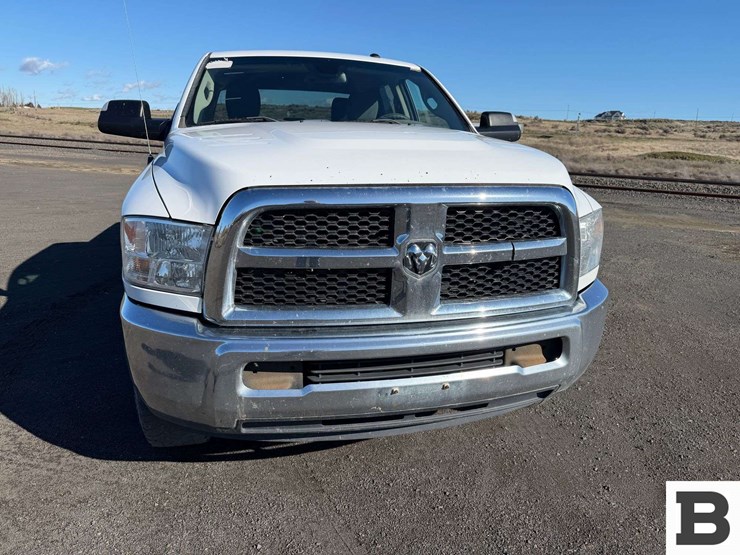 2017-dodge-2500-image-9