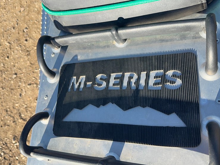 2008-arctic-cat-m1000-snowmobile-image-18