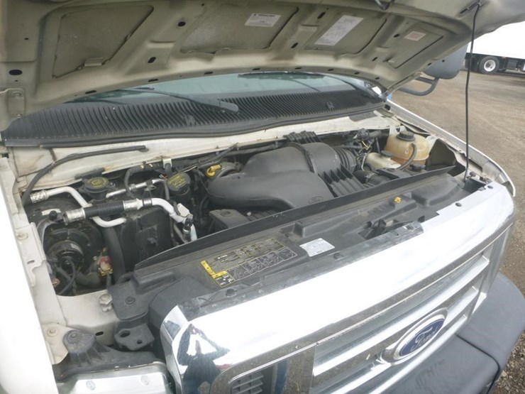 2014-ford-e450-image-10