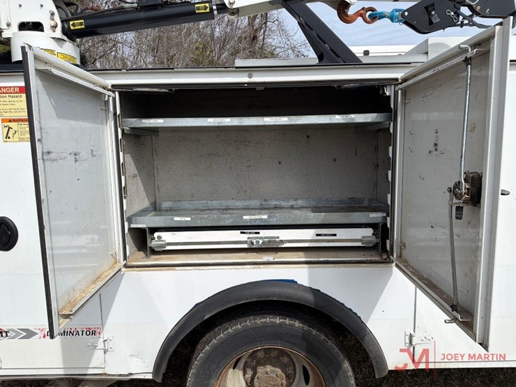 2018-ford-f550-xl-image-23