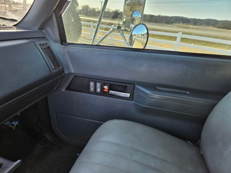 2002-caterpillar-3126-image-38