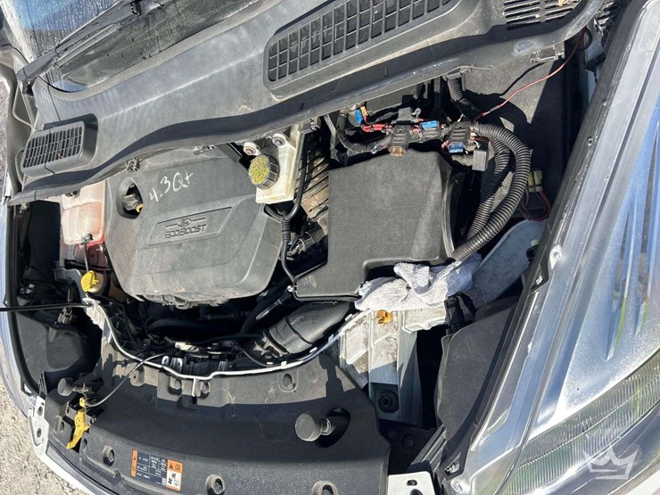 2015-ford-escape-image-7