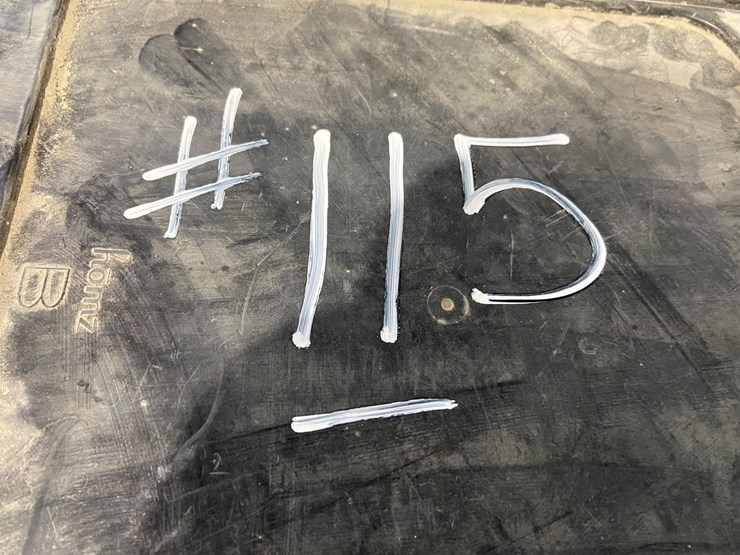 #115-•-tote-of-misc-and-2-jugs-antifreeze-image-5