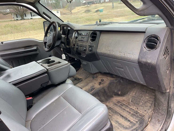 2014-ford-f350-image-11