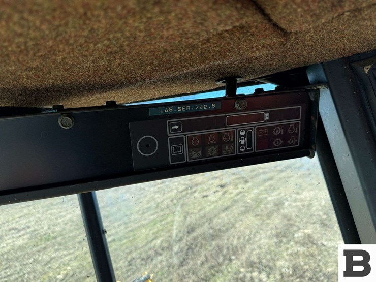 new-holland-2550-image-42