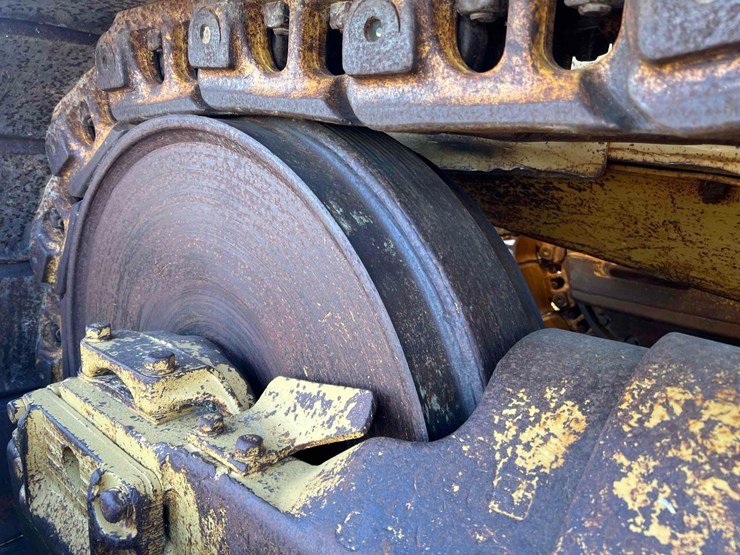 caterpillar-d8h-image-11