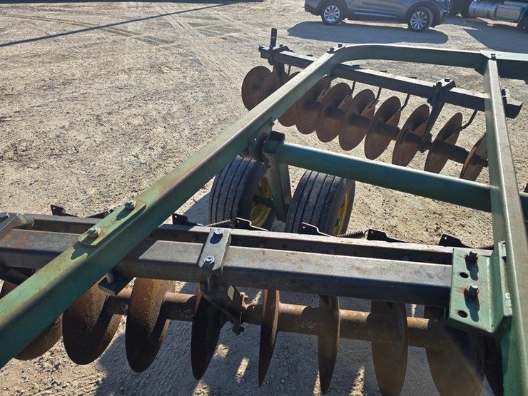 john-deere-215-image-12