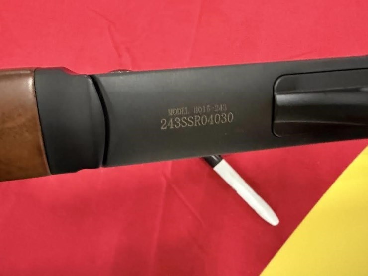 henry-model-h015-243-.243-rifle-image-9