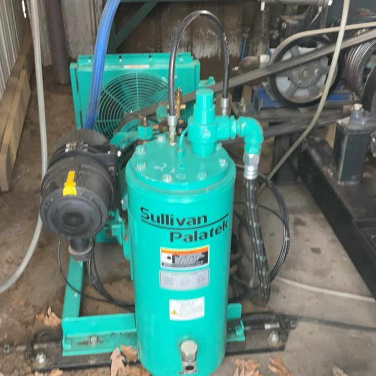 #210 • 2021 Sullivan Palatek Air Compressor