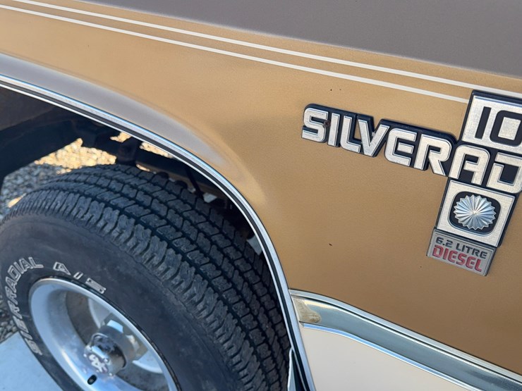 1984-chevrolet-k10-image-9