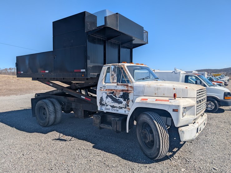 1981-ford-f600-image-2