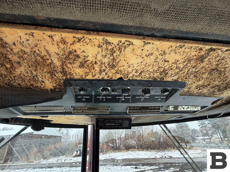 john-deere-4230-image-39