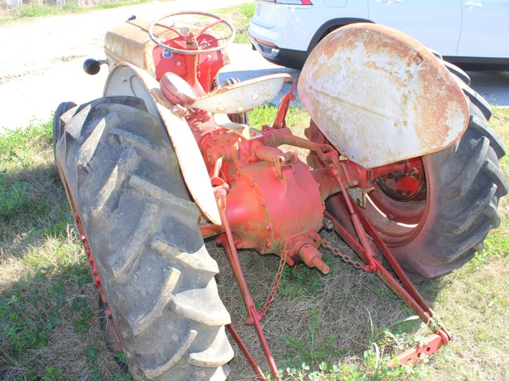 ford-tractor-image-4