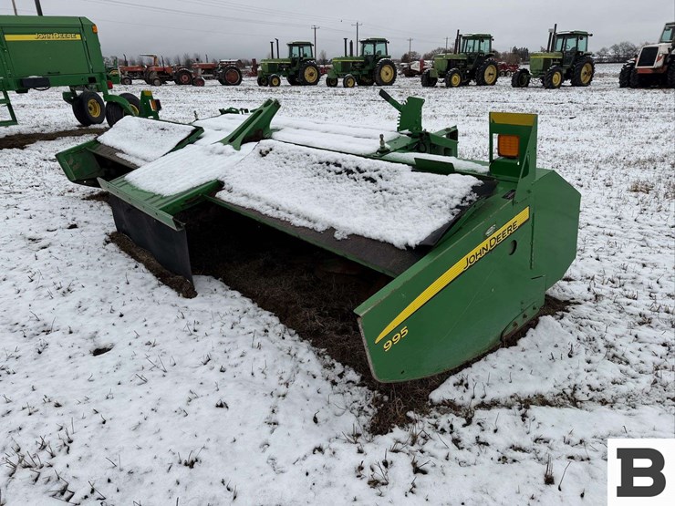 john-deere-995-swather-header-image-1