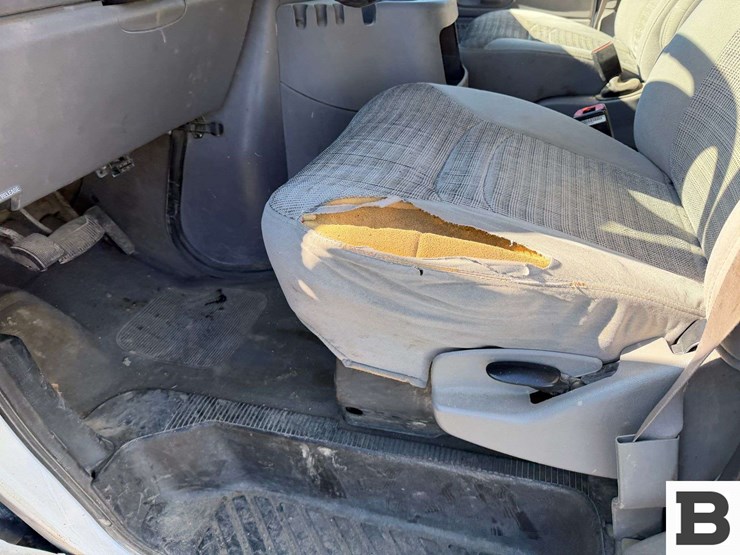 2001-ford-econoline-350-image-28