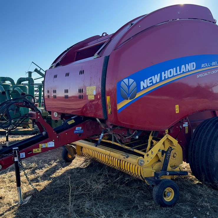 2020 New Holland 560 Roll Belt Round Baler