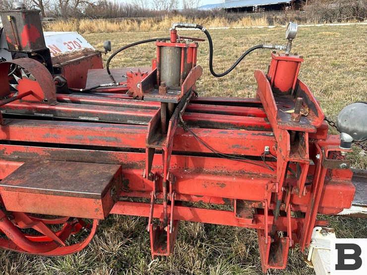 freeman-370t-baler-image-32