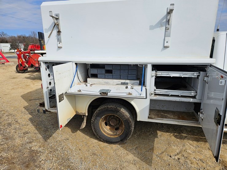 2012-ford-f350-image-23