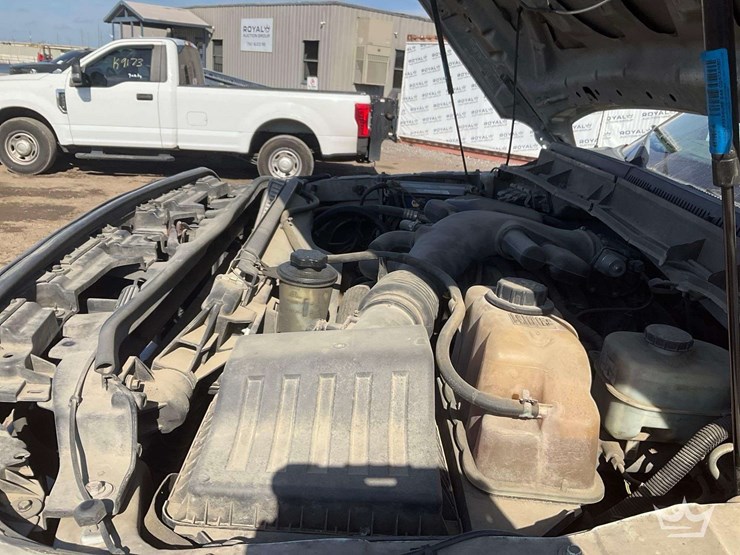 2015-ford-f550-image-8