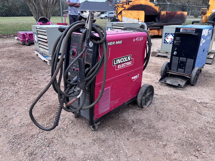 #2820-•-lincold-256-mig-welding-machine-image-2