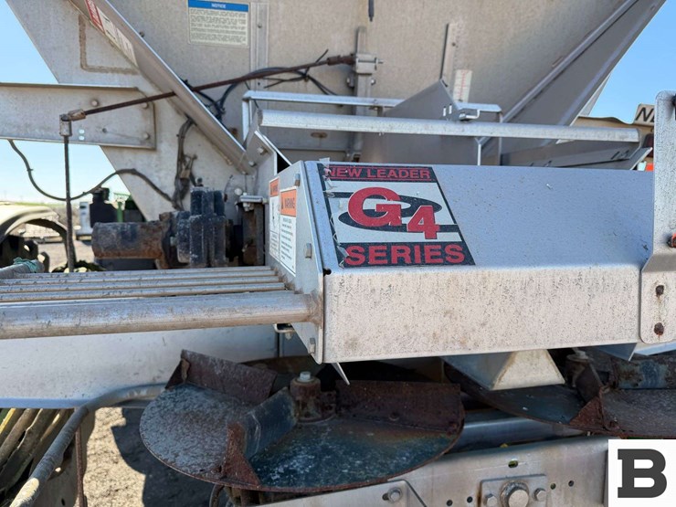 john-deere-4930-image-31