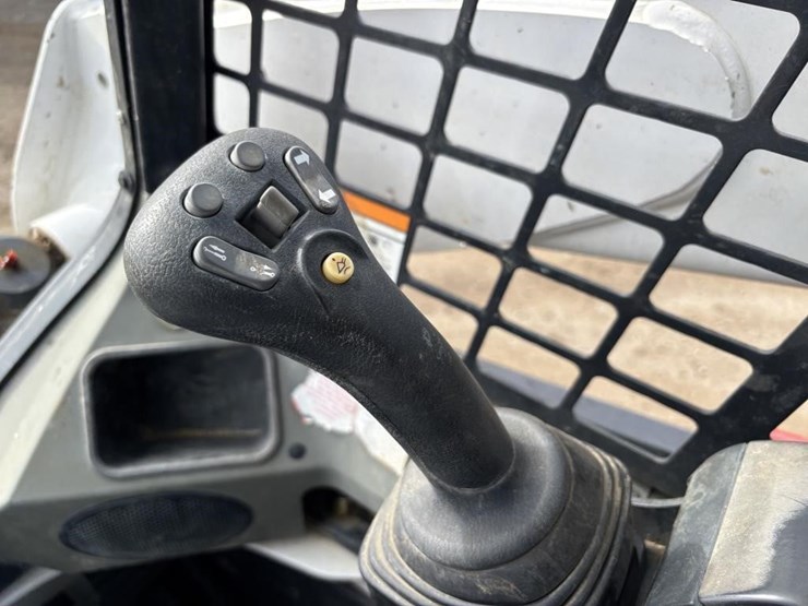 2018-bobcat-t770-image-9