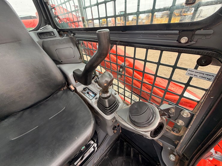 kubota-svl75-2-image-23