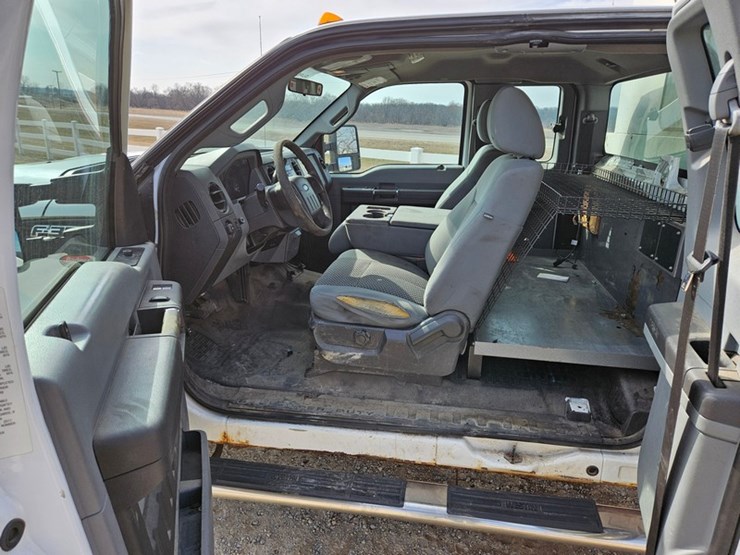 2012-ford-f350-image-27