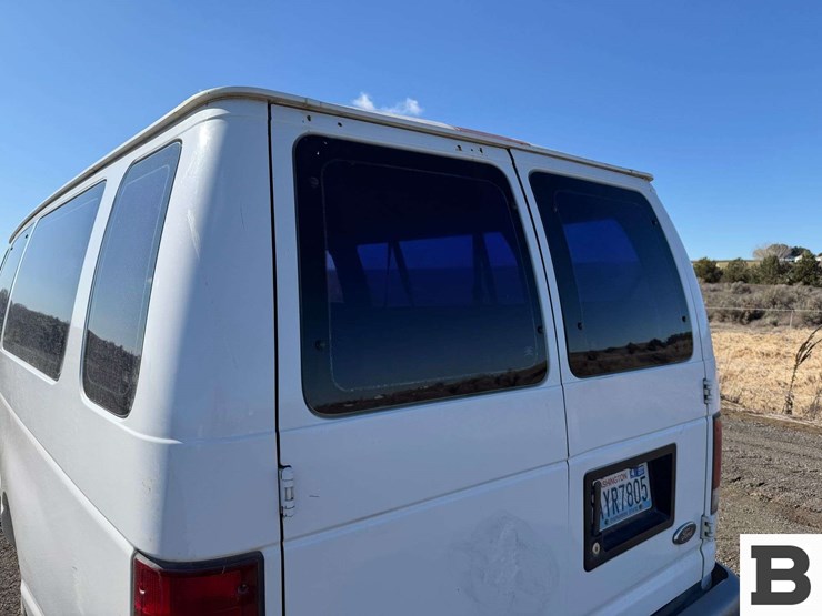 1999-ford-econoline-350-image-15