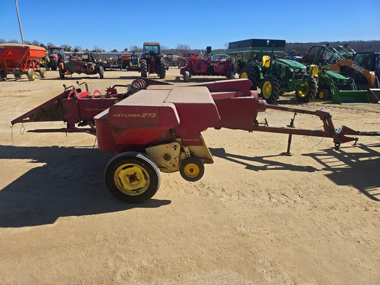 new-holland-273-image-6