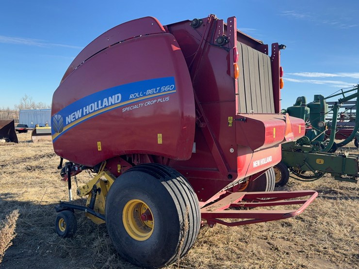 2020-new-holland-560-roll-belt-round-baler-image-13