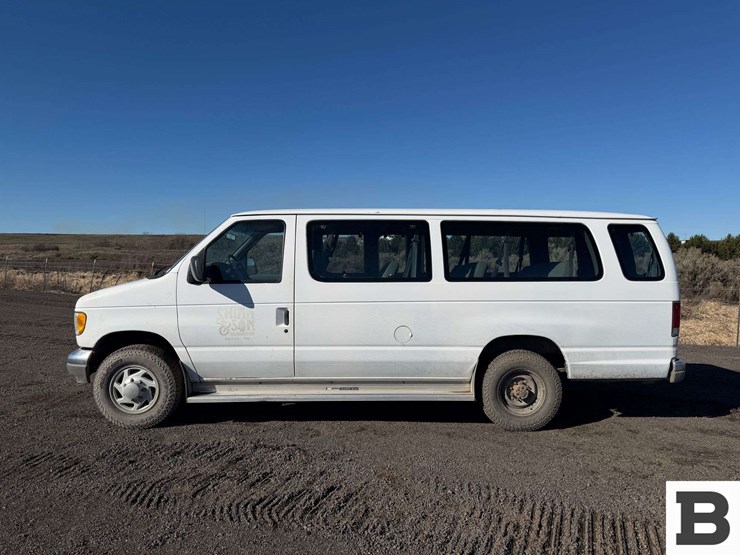 1995-ford-econoline-350-image-3