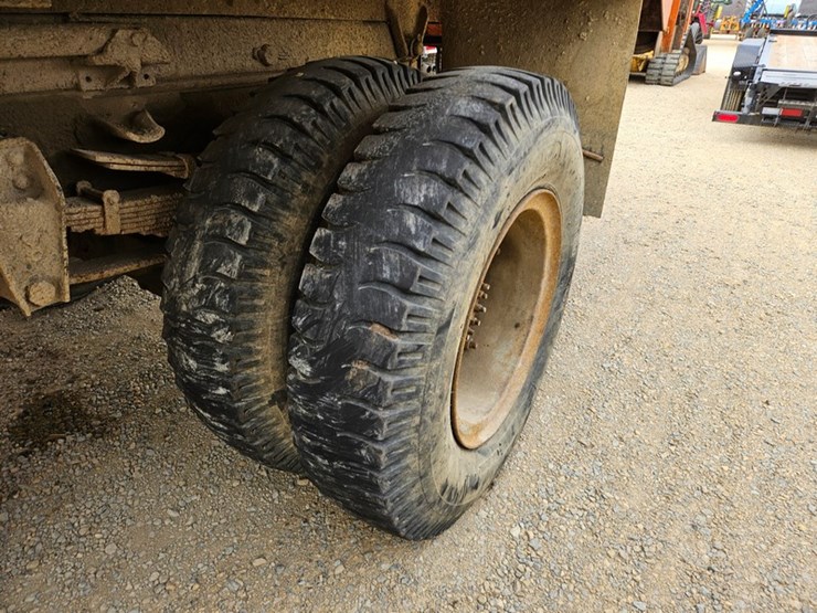 1979-gmc-7000-image-31