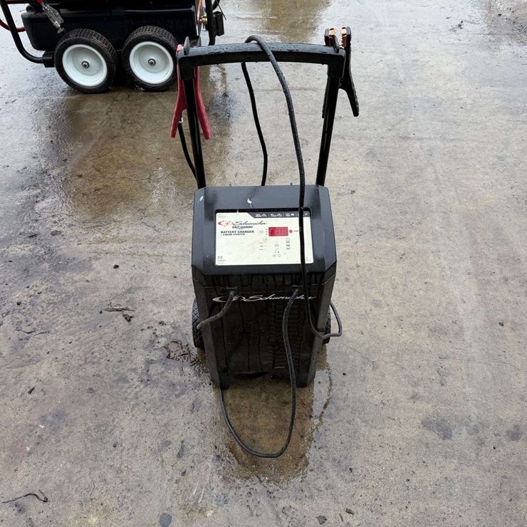 Schumacher Battery Charger