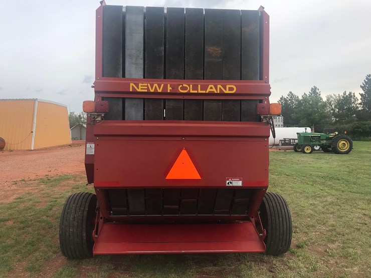new-holland-688-image-1