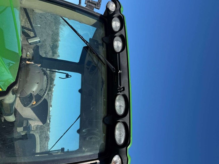 2013-john-deere-6125r-image-66