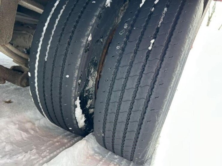 2016-jc-trailers-29-ft-quad/a-equipment-trailer-2j-image-26