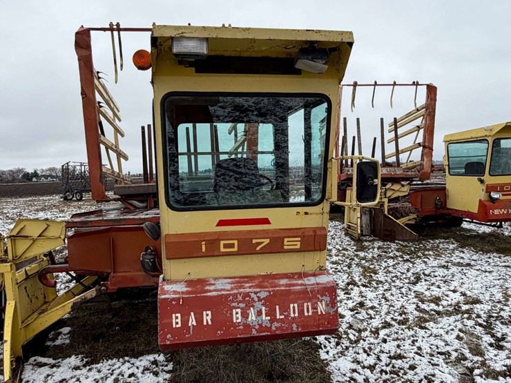 new-holland-1075-image-9