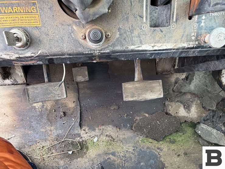 case-2670-tractor-image-42