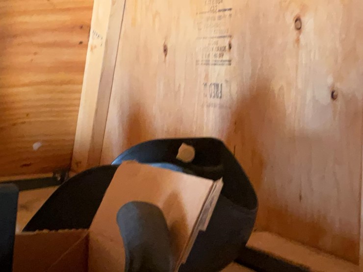 #248-•-parts-on-shelf-image-12