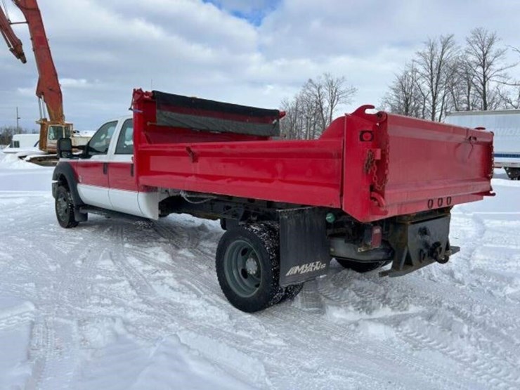 2015-ford-f550-xl-image-8