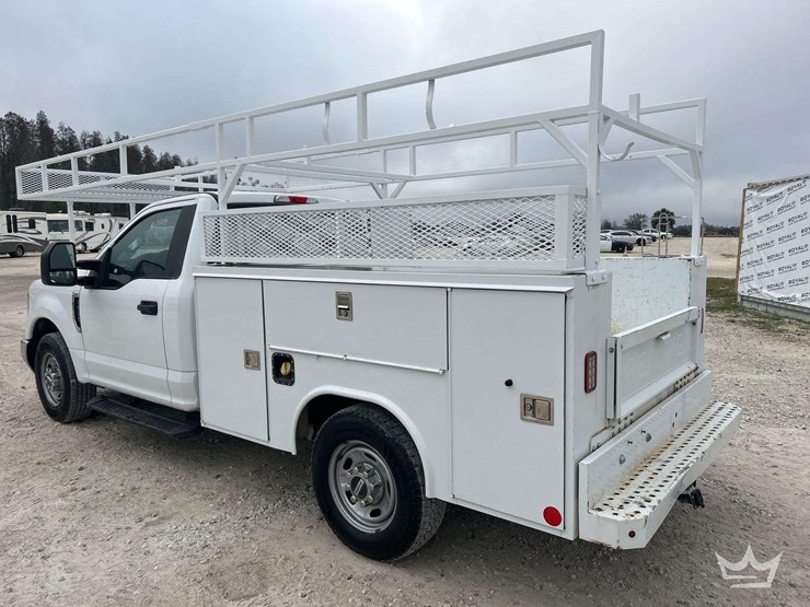 2017-ford-f250-image-4