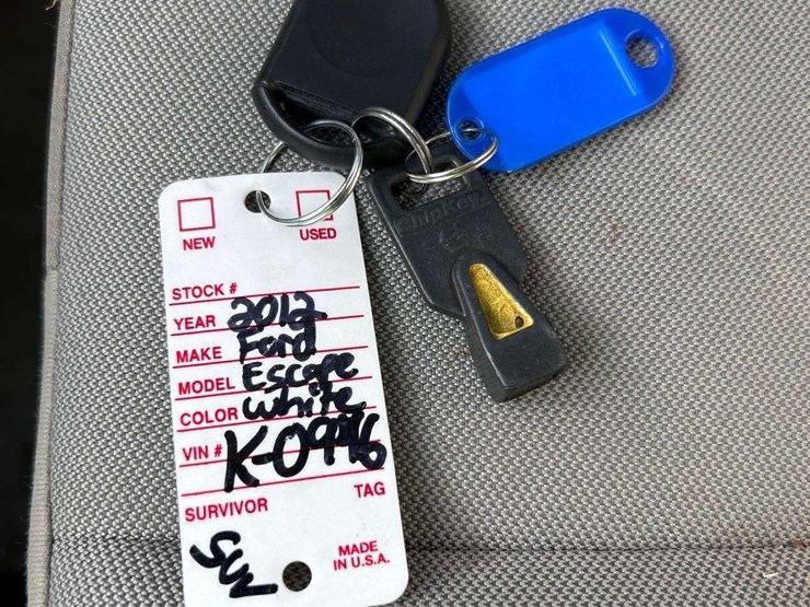 2012-ford-escape-image-31