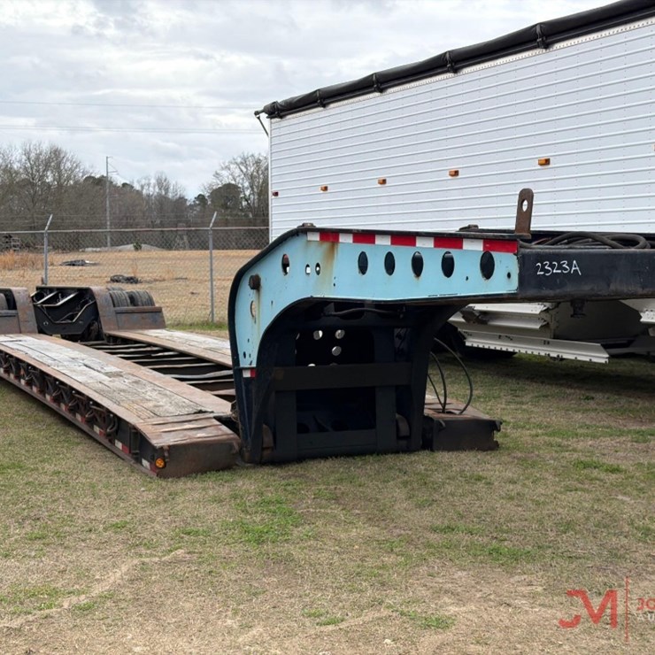 2005 FONTAINE LOWBOY