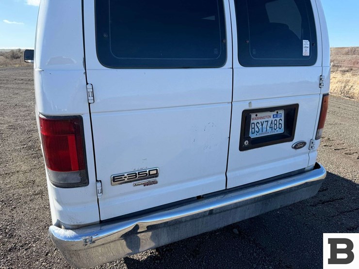 2006-ford-econoline-350-image-17