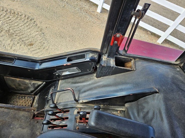 international-1586-image-26