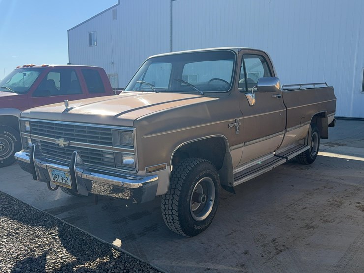 1984-chevrolet-2500-image-1